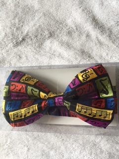 MUSIC NOTES BOWTIE
