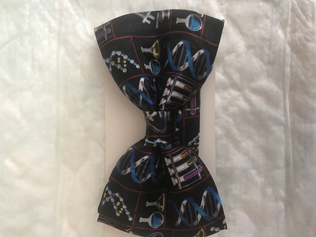 DNA BOWTIE (BLACK)